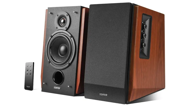 Edifier R1700BT