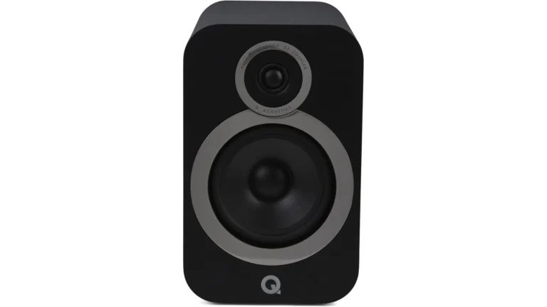 Enceinte passive Q Acoustics 3030i noire de face, tweeter découplé 22 mm et médium-grave 165 mm cerclés de chrome